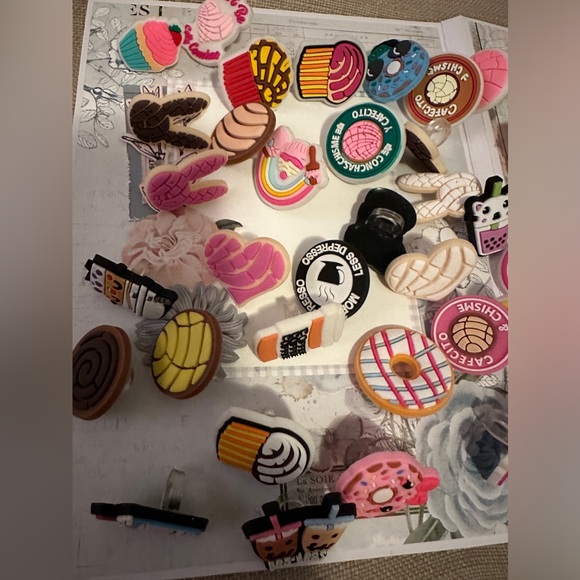 Starbucks Dark Green Studded Tumbler - Picture 6 of 8